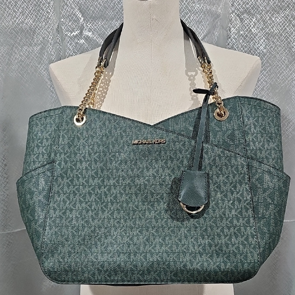 Michael Kors Green Shoulder Bag with Gold Details